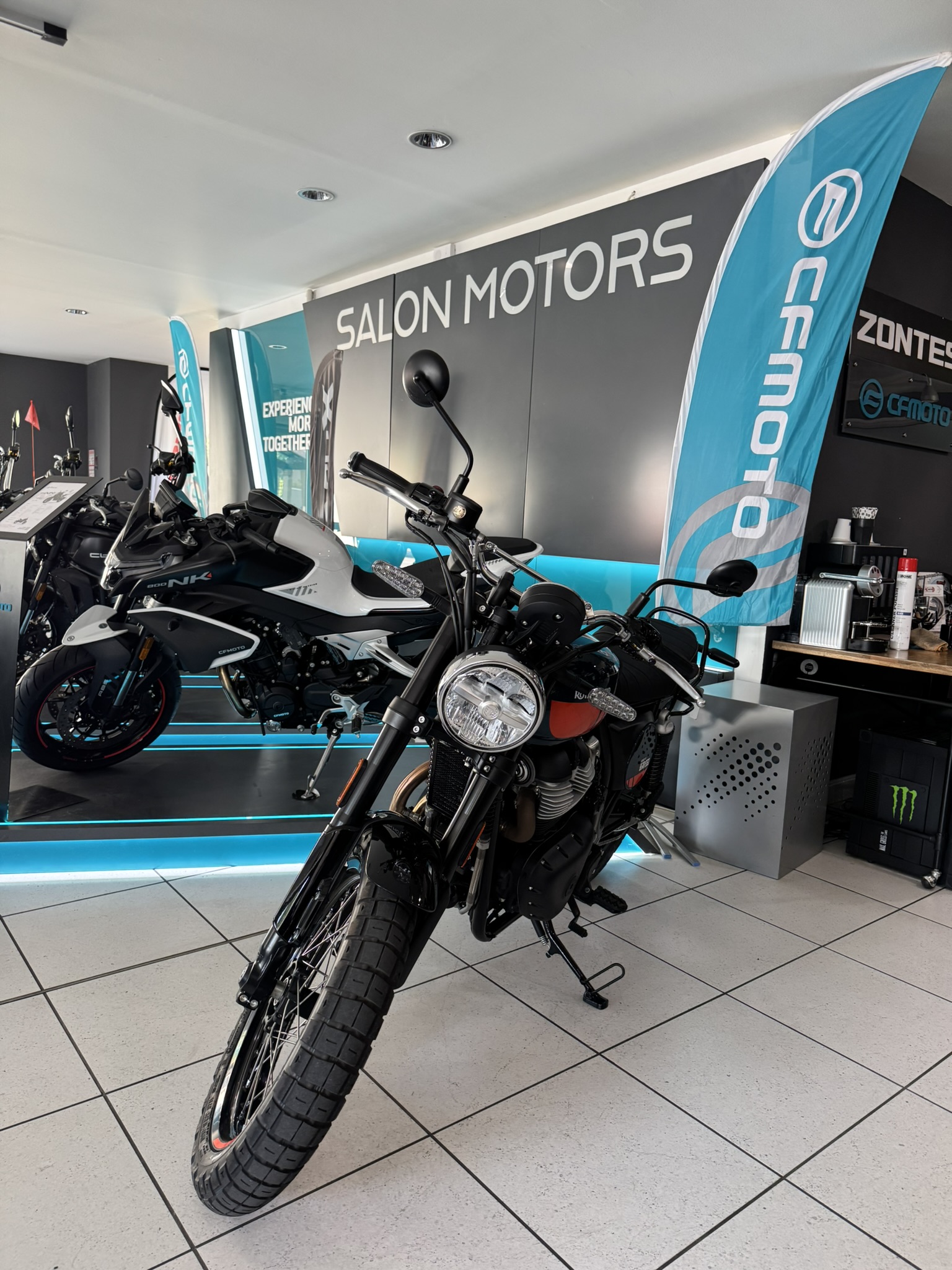 Lire la suite à propos de l’article ROYAL ENFIEL INTERCEPTOR 650 BEAR